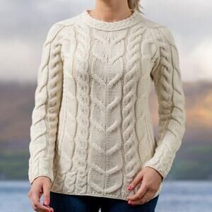 Aran Sweater Market Super Soft 100% Merino Wool Luxury Cable Knit Sz S